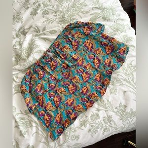 Summer tube top, keyhole cutout